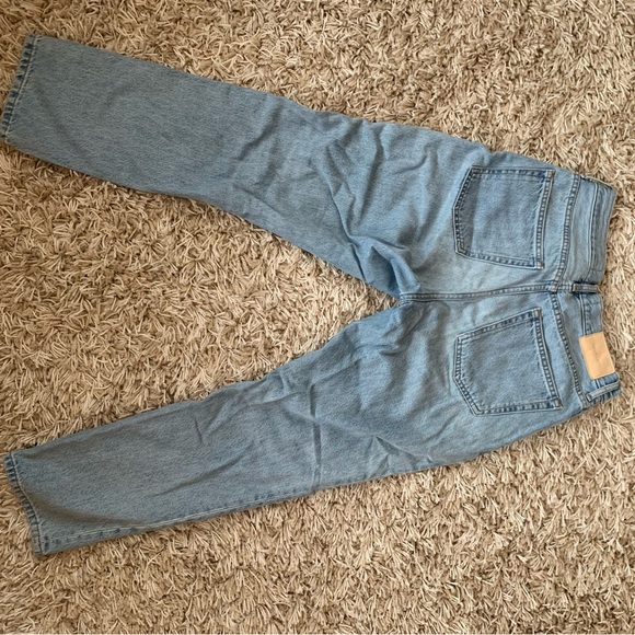 Everlane 90s Cheeky Jean Crop - Picture 7 of 8